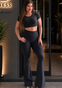 Conjunto Flare Tradicional Black